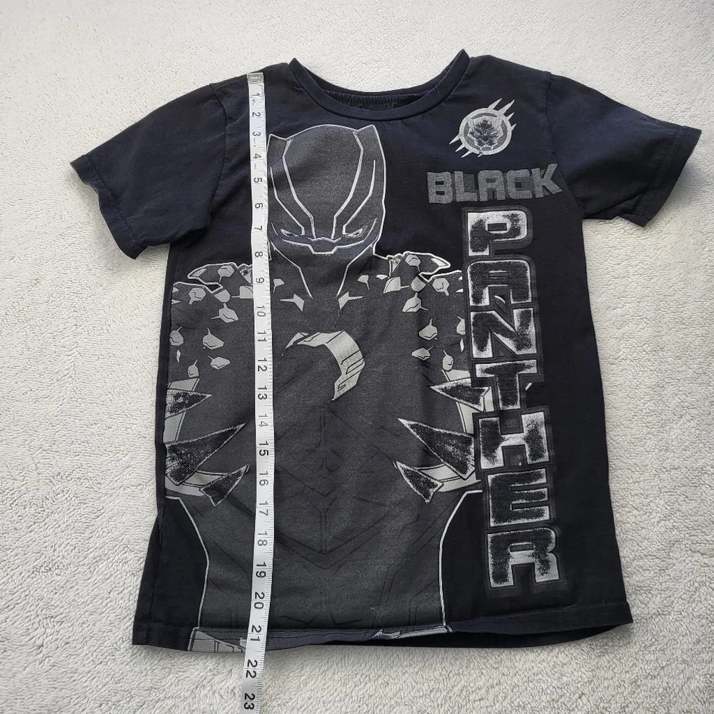 Avenger Black Panther Super Hero Teeshirt Youth Size 10/12 Color Black